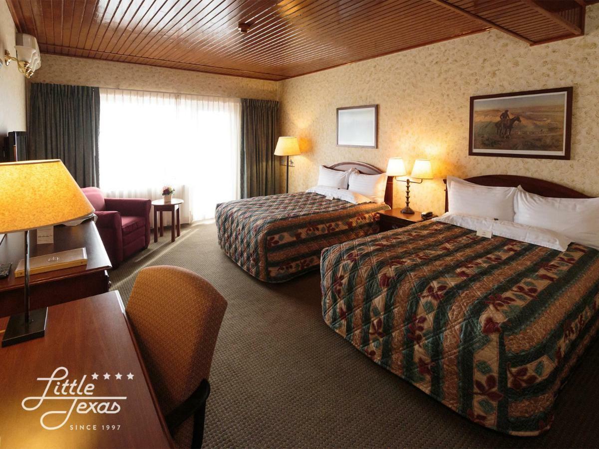Little Texas Iasi Hotel Kültér fotó