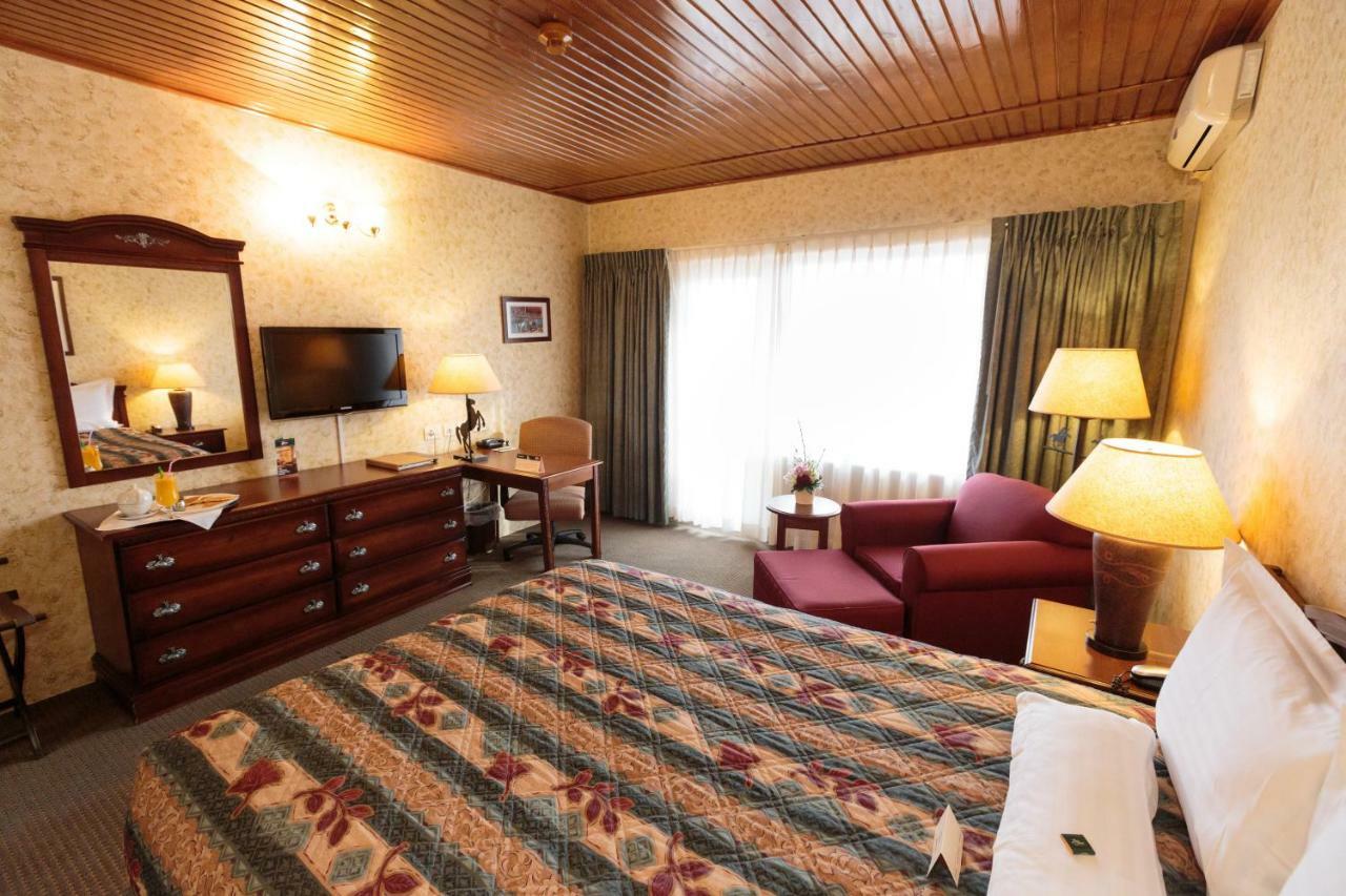 Little Texas Iasi Hotel Kültér fotó